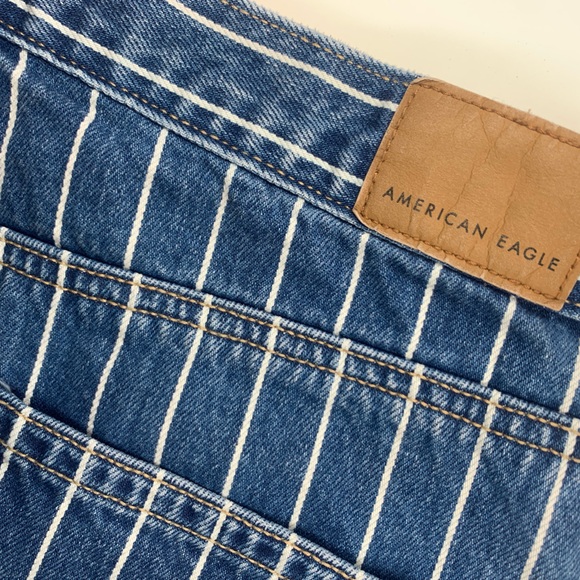 American Eagle blue and white striped jeans Mom Jeans American Eagle Outfitters - Picture 8 of 12